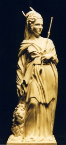 Exterior, Statue